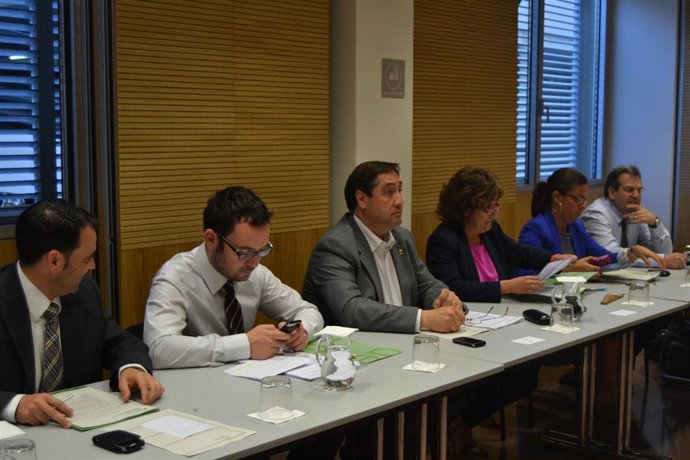 El Conseller Pelegrí Se Reúne Con Unió De Pagesos