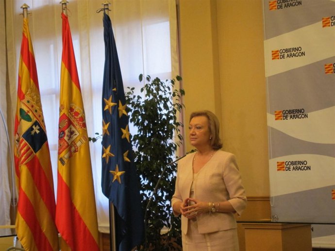 La Presidenta Del Gobierno De Aragón, Luisa Fernanda Rudi