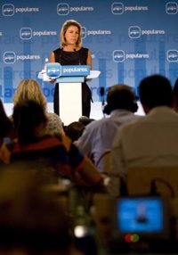 Cospedal cree que la cifra evidencia las medidas "improvisadas" de Zapatero y exige un cambio de Gobierno