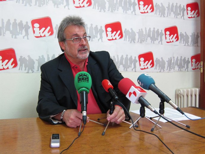 El Coordinador De IU-Cyl, José María González, En Rueda De Prensa.