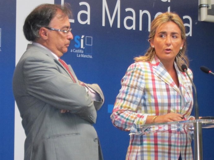 Milagros Tolón Y Fernando Mora, Diputados Del PSOE