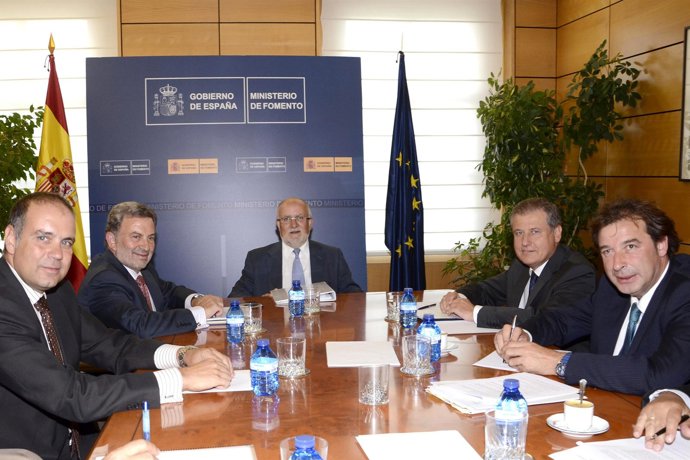 Rodríguez Y Arasti En La Reunión Con Fomento