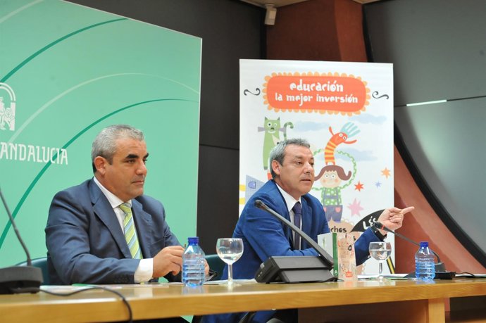 El Consejero De Educación, Francisco Álvarez De La Chica, En Rueda De Prensa Hoy