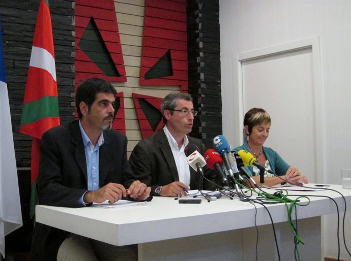 Eneko Goia, Markel Olano Y Arantza Tapia