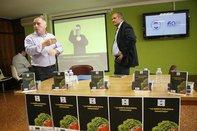 Presentación De La Guía Multimedia Para Sordos