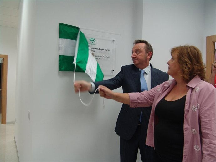 Recio Inaugura La Nueva Sede Del CADE De Tabernas, Que Presta Servicios A 12 Mun