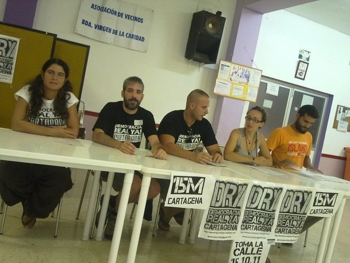 Miembros De Democracia Real Ya De Cartagena