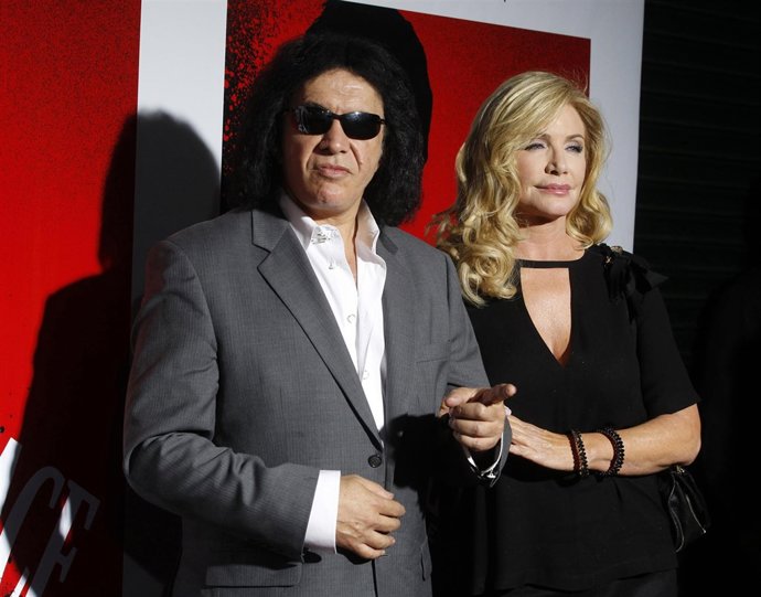 Gene Simmons, Vocalista De Kiss, Y Su Novia Shannon Tweed Se Casan
