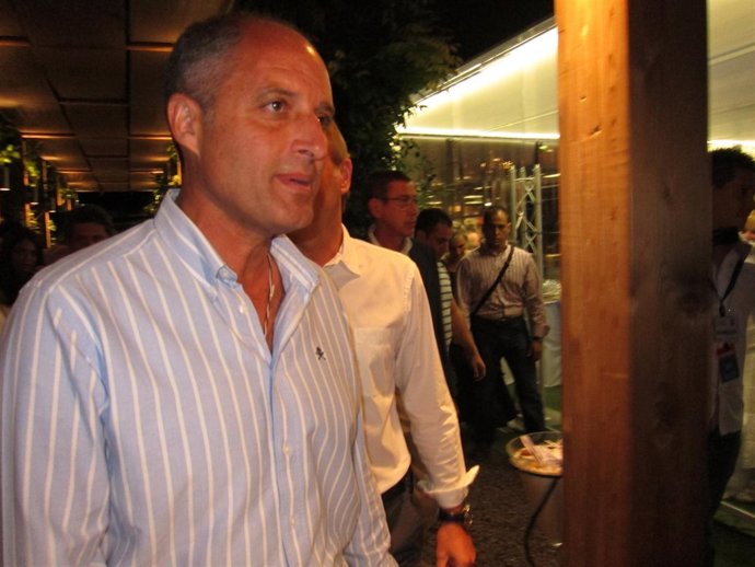 Camps A Su Llegada A La Cena De Inicio De Curso Del PPCV