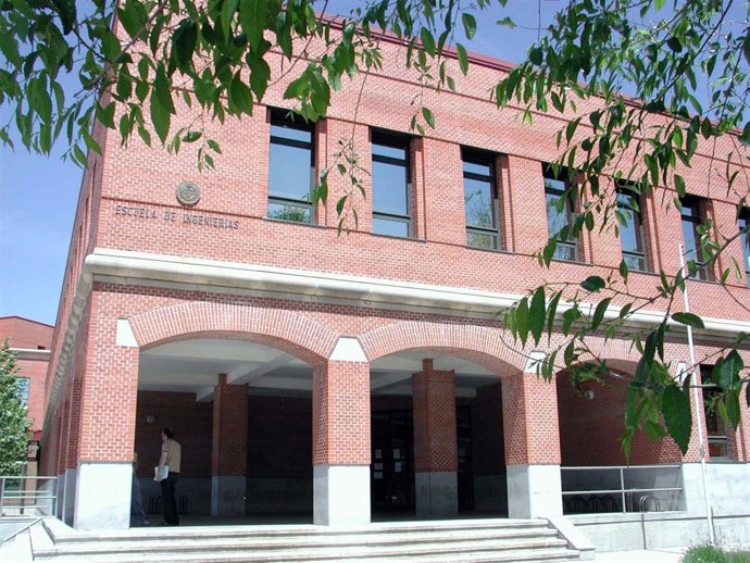 Escuela De Ingeniería De La ULE