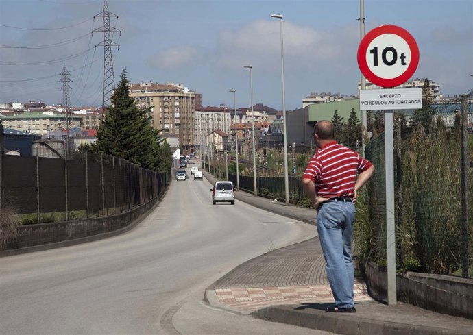 Avenida De Bilbao, En Camargo
