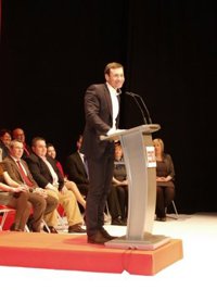 Gómez asegura que la educación sufre las "mayores agresiones disfrazadas de mentira y de cultura de esfuerzo"