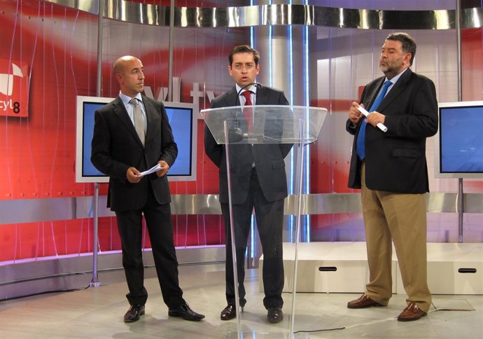 Álvarez, Bustillo Y Temprano En La Presentación De La Nueva Temporada De Tvcyl