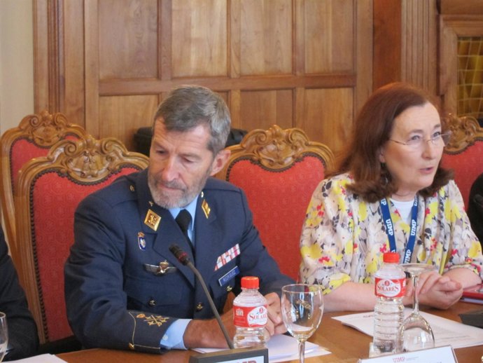 José Julio Rodríguez Y Petra Mateos 