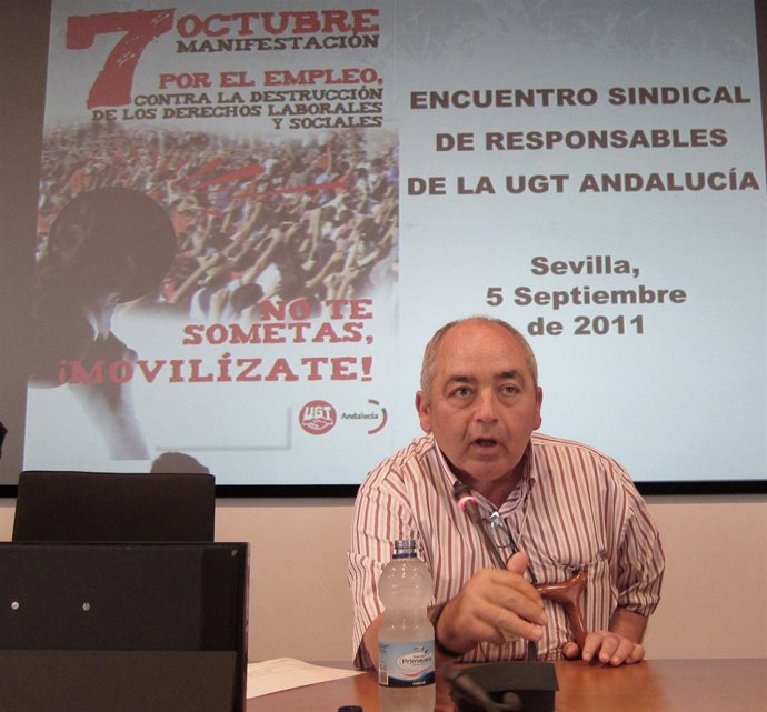 El Secretario General De UGT-A, Manuel Pastrana, Hoy En La Facultad De Derecho.