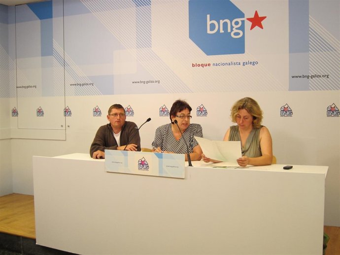 Olaia Fernández Davila (BNG) Se Reúne Con Miembros Del Sindicato Labrego