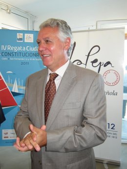 Consejero De Gobernación Y Justicia, Francisco Menacho