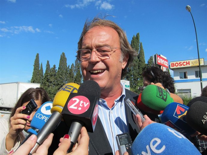 Carlos Pérez Anadón