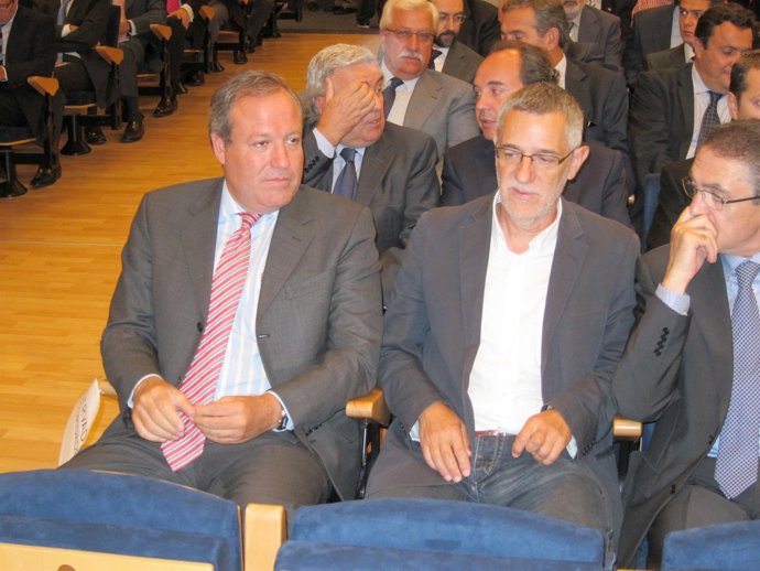 Jesús Terciado (Izquierda) Junto A Agustín Prieto (Izquierda)