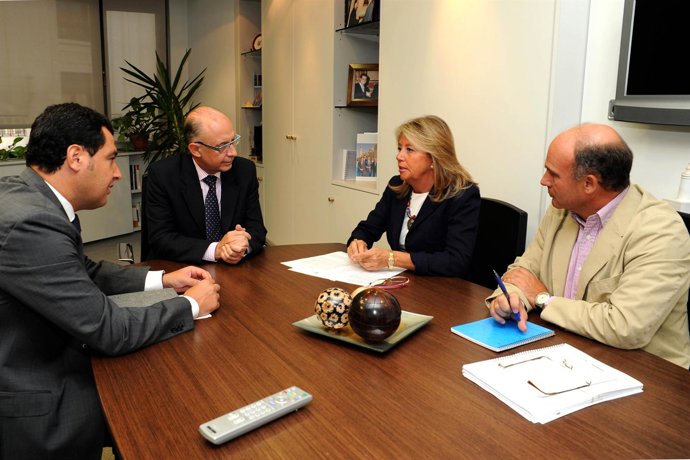 Muñoz Y Montoro Durante El Encuentro