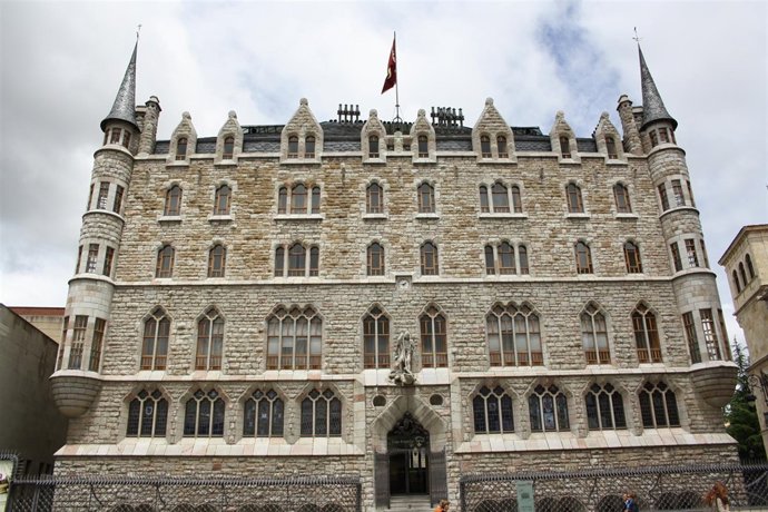 Sede De Caja España En León