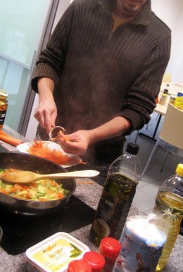 Cocinando en la cocina