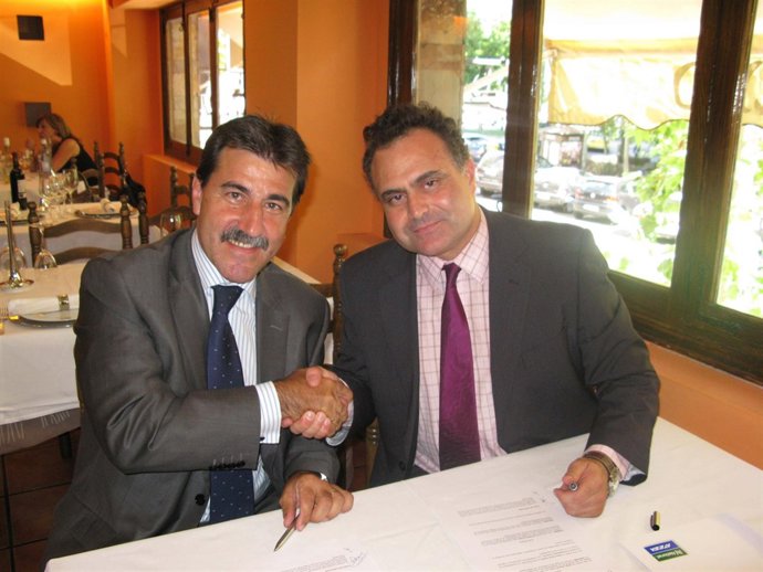 Manuel Martín Elvira, Jefe Nacional De Ventas De National ATESA