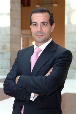 Salvador Victoria, Consejero De Familia Y Servicios Sociales