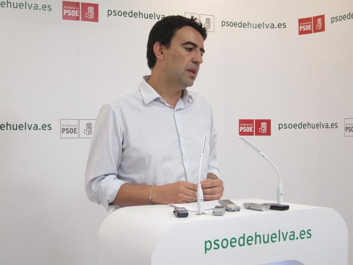 El Portavoz Del Grupo Socialista En El Parlamento Andaluz, Mario Jiménez.