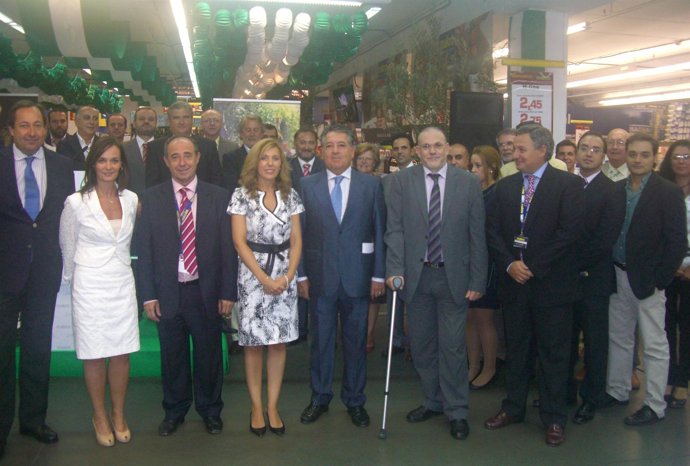 Lándaluz Y La Junta Promocionan Productos Andaluces En Makro.