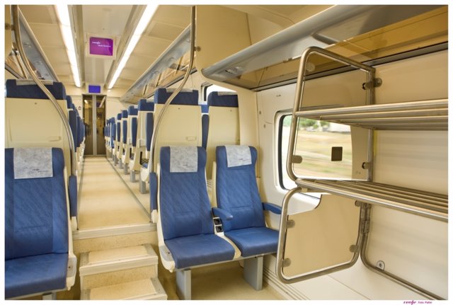 Los servicios mínimos de Metro Málaga para el 8M garantizan el paso de un  tren cada 28 minutos en las franjas horarias afectadas