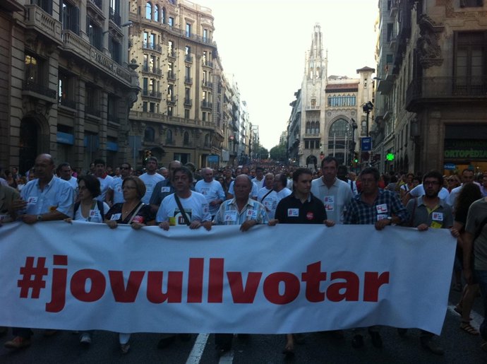 La Manifestación Contra La Reforma De La Constitución