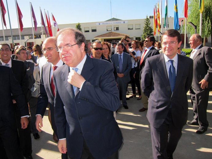 Juan Vicente Herrera A Su Llegada A La Feria Agromaq 2011