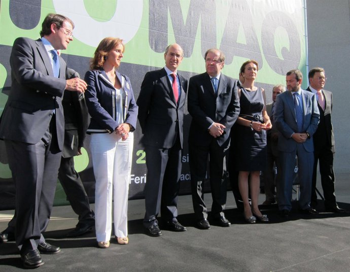 Herrera Junto Al Resto De Autoridades En La Inauguración De Agromaq 2011 