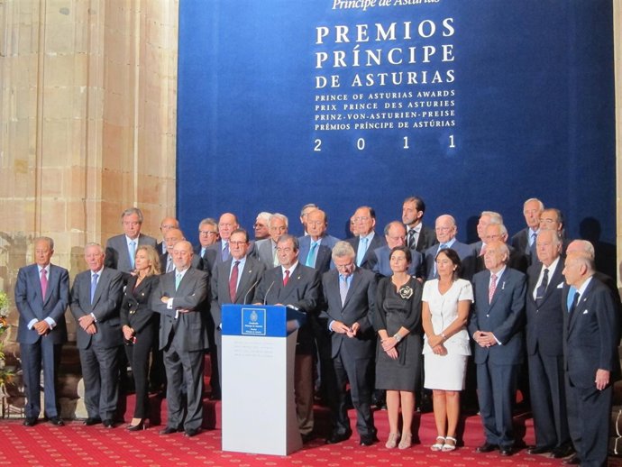 Jurado Del Preimio Príncipe De Asturias De La Concordia 2011