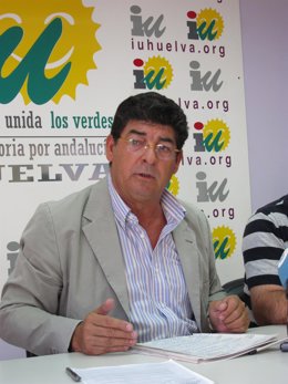 El Coordinador General De IULV-CA, Diego Valderas, En Rueda De Prensa.
