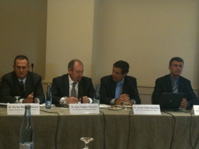 Presentación De La Campaña 'La Carretera Te Pide SIN'