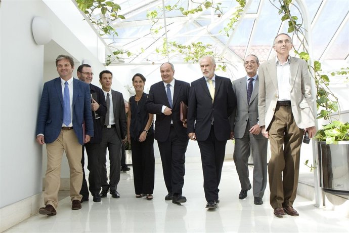 El Consejero De Medio Ambiente Comparece En El Parlamento