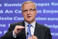 Rehn: España está adoptando medidas "muy contundentes" contra la crisis de deuda