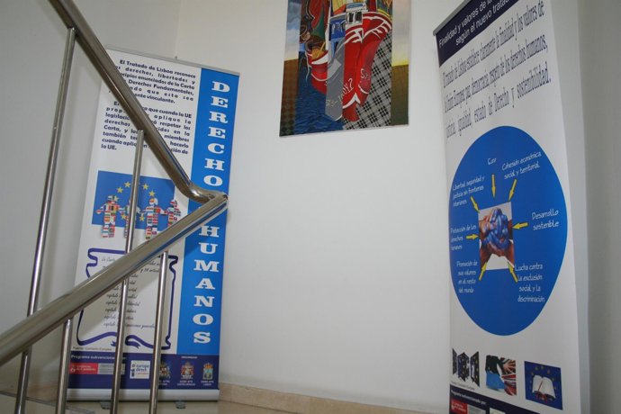 Paneles De La Exposición Del Tratado De Lisboa