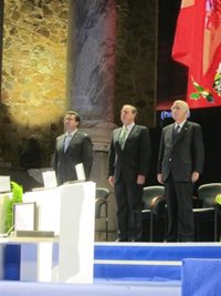 Monago: "Los extremeños tenemos derecho a no ser los últimos de la fila para el Gobierno de España"