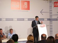 Patxi López pide unir fuerzas en torno a Rubalcaba