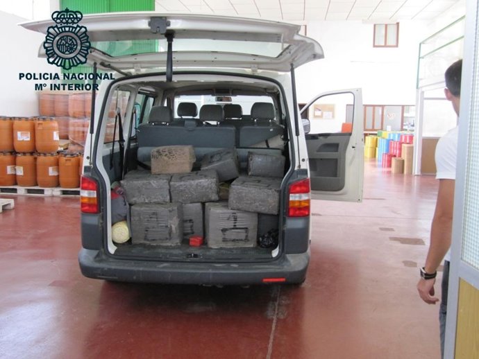 Cinco Detenidos Por Tráfico De Hachís Desde Coria Del Río (Sevilla)