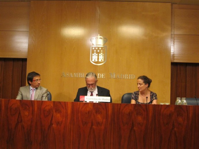 Rueda De Prensa Tras La Junta De Portavoces En La Asamblea De Madrid