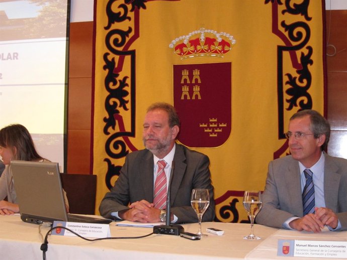 El Consejero De Educación, Constantino Sotoca