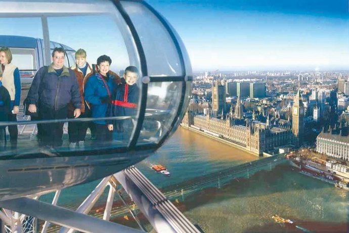 Roy Arden, Frame De Uno De Sus Videos