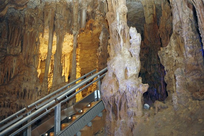 Cueva De Los Franceses