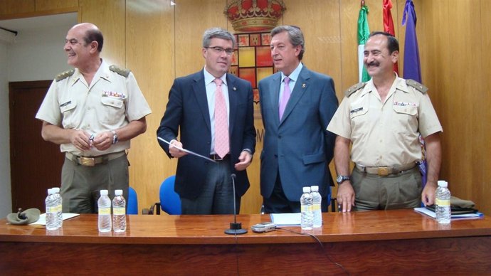 Presentación Actos De Homenaje A La Legión Y La Bandera De España.