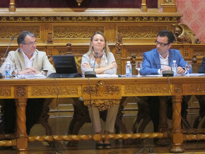 Joan Rotger, María Salom Y Jaume Joan
