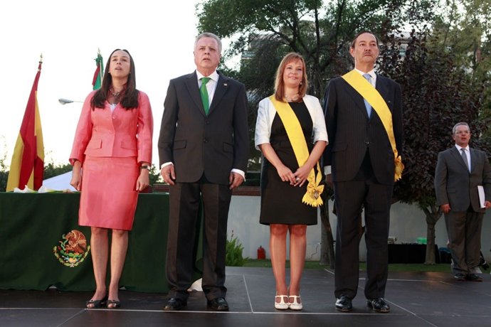 Leire Pajín, Condecorada Con La Orden Mexicana Del Águila Azteca